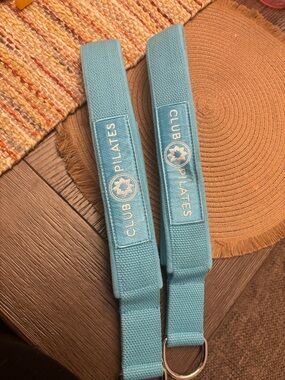 Club Pilates double loops strap for Pilates Reformer workout machine